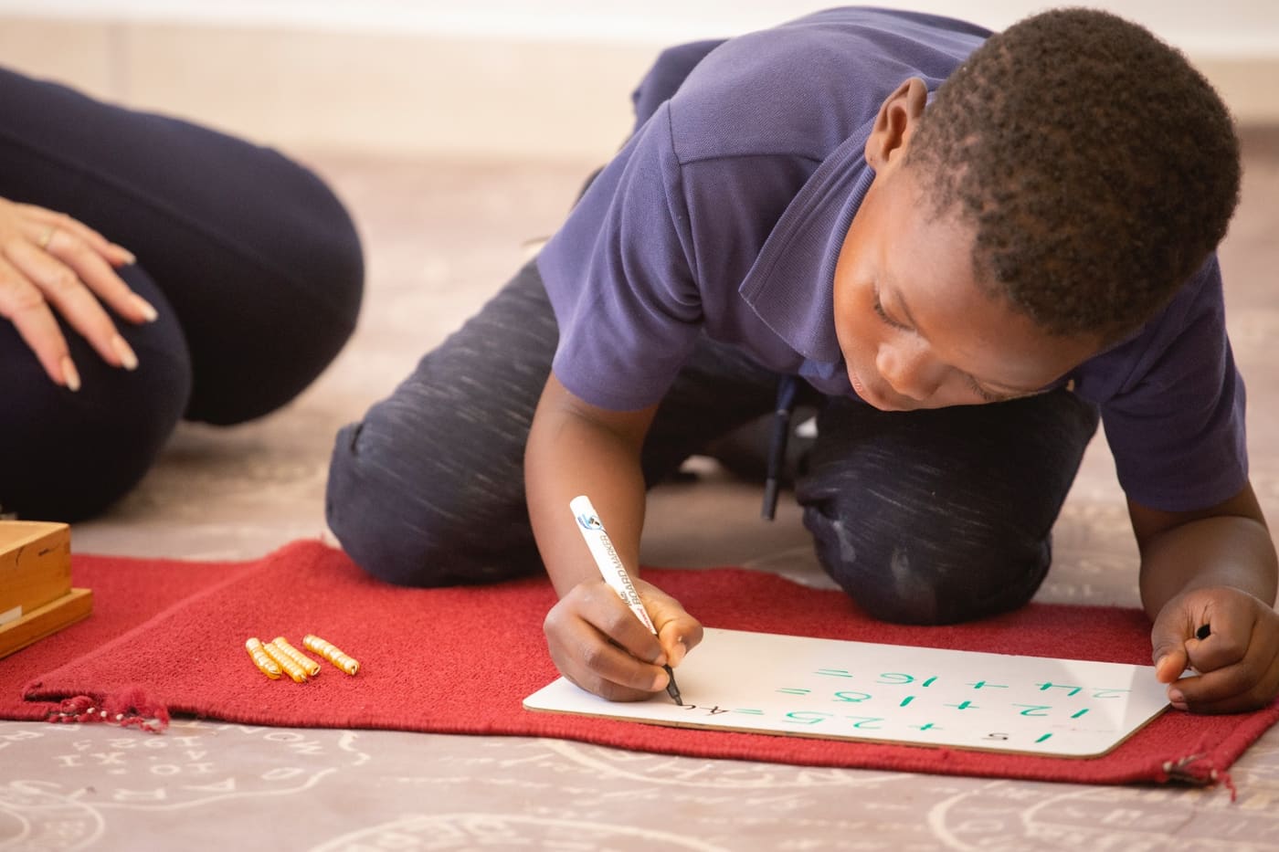 Montessori materials in action — photo 2
